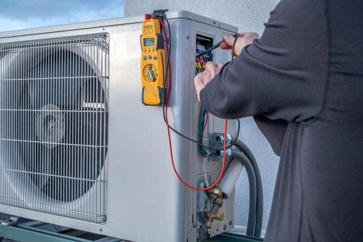 Installation climatisation, Cannes<br>Plombier, Cannes<br>Entreprise de climatisation, Cannes